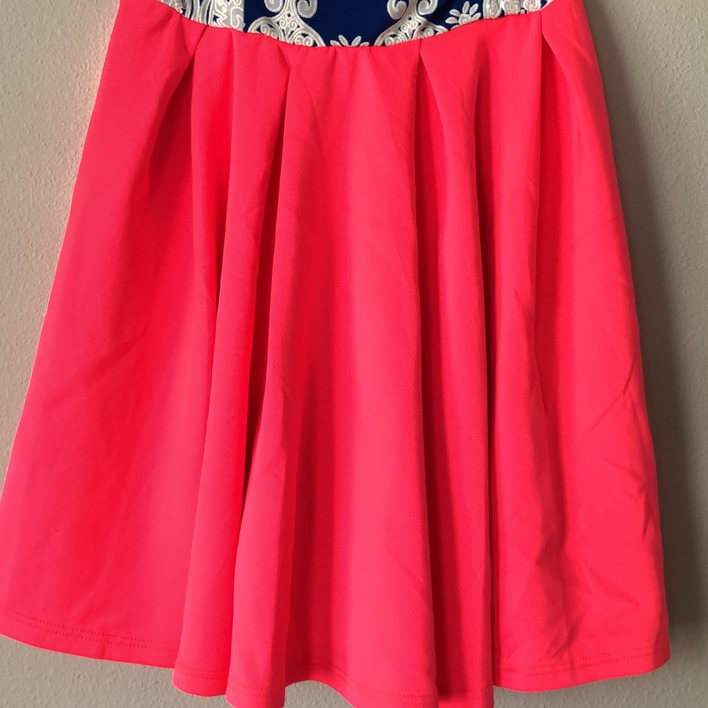 Dress - Picture 6 of 8